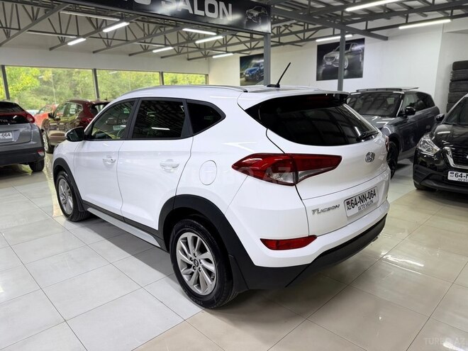 Hyundai Tucson-6