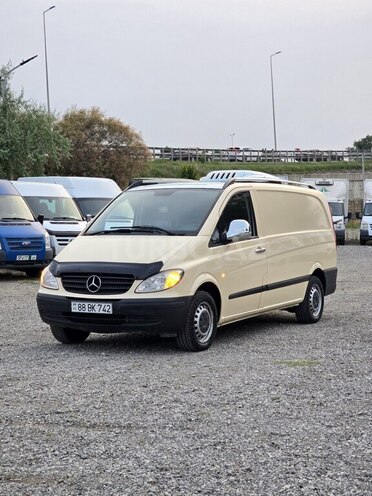 Mercedes Vito-1
