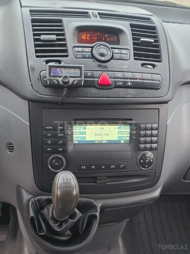 Mercedes Vito-12
