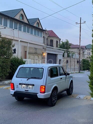 LADA (VAZ) Niva-7