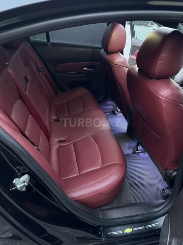 Chevrolet Cruze-15
