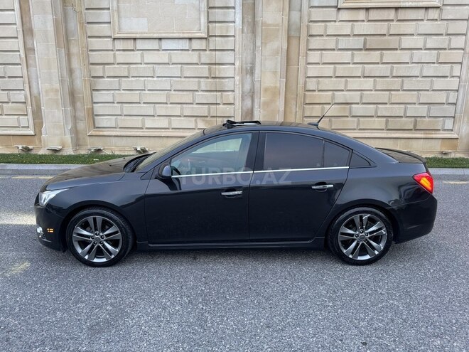 Chevrolet Cruze-6