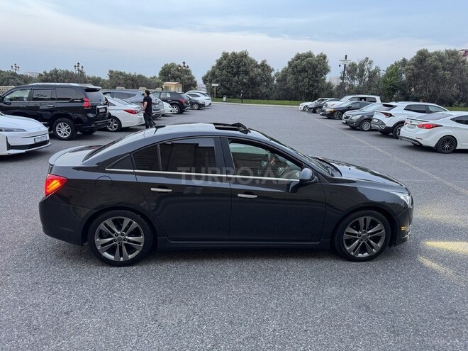 Chevrolet Cruze-9