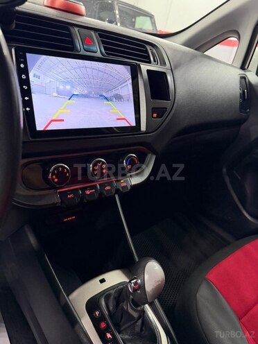 Kia Rio-20
