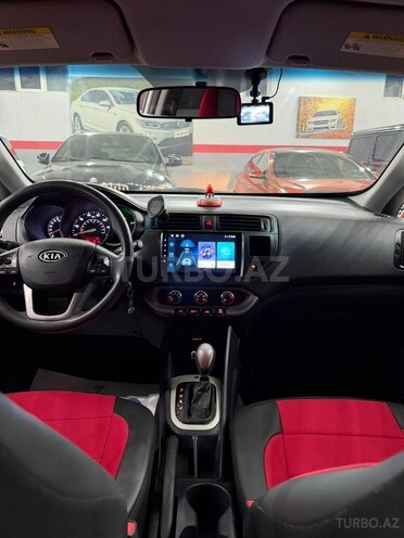 Kia Rio-15