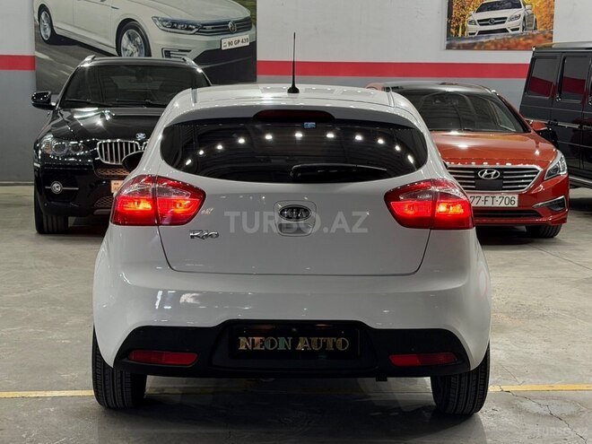 Kia Rio-6