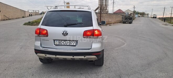 Volkswagen Touareg-3