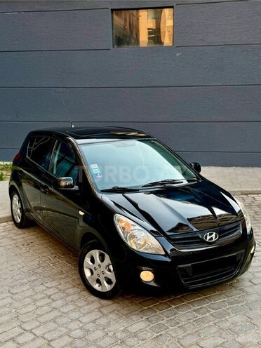 Hyundai i20-4