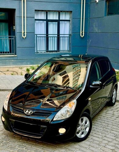 Hyundai i20-3