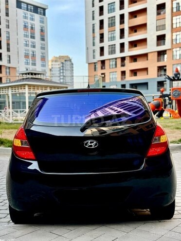 Hyundai i20-7