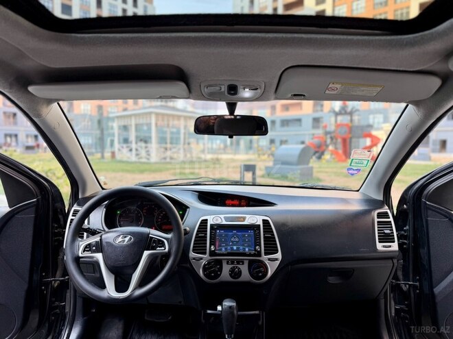 Hyundai i20-13