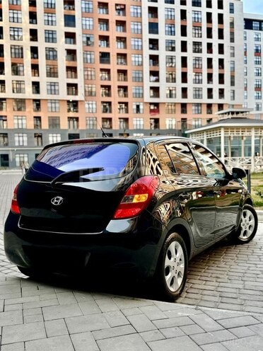 Hyundai i20-10