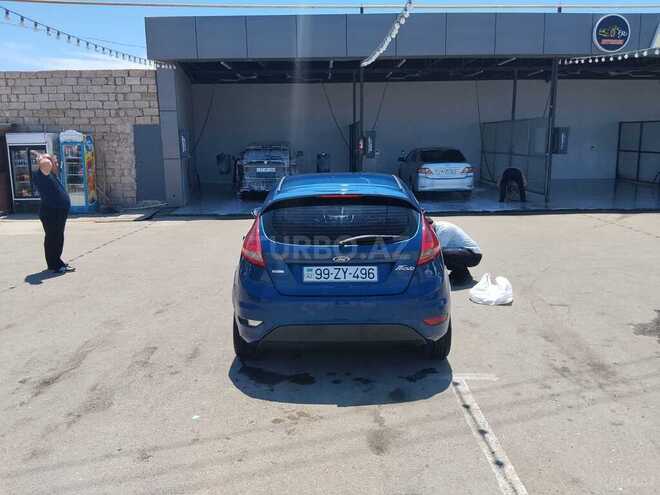 Ford Fiesta-2