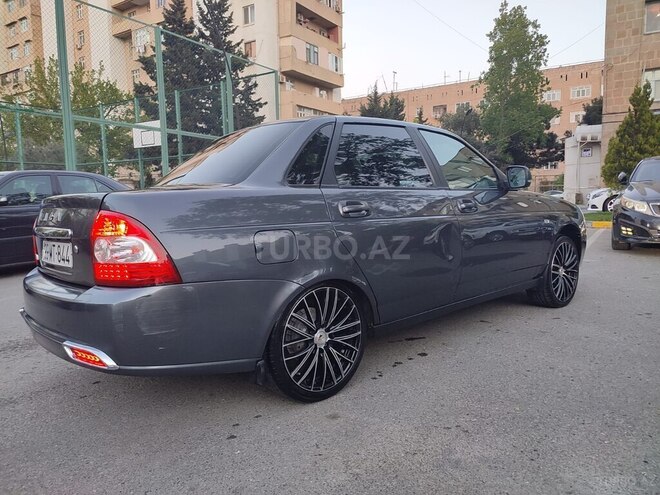 LADA (VAZ) Priora-10