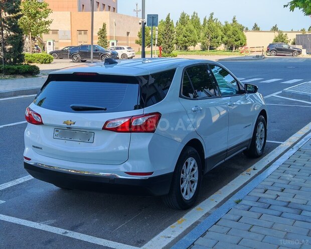 Chevrolet Equinox-4