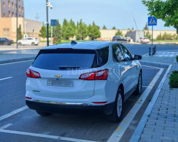 Chevrolet Equinox-7