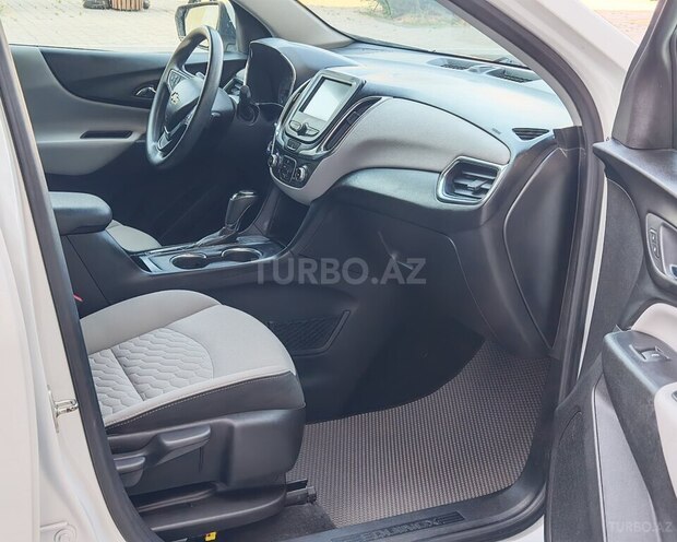 Chevrolet Equinox-8