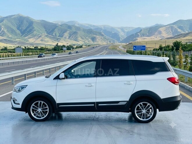 Baic M60-5
