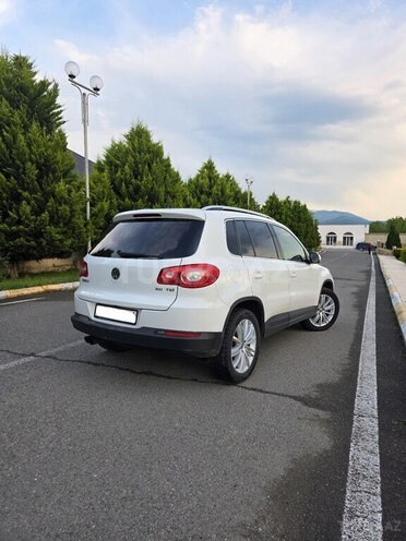 Volkswagen Tiguan-4