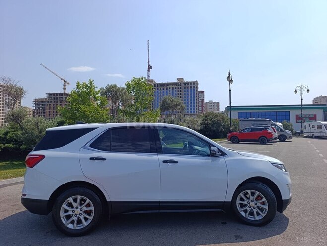 Chevrolet Equinox-7