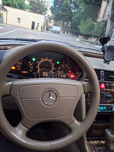 Mercedes C 230-12