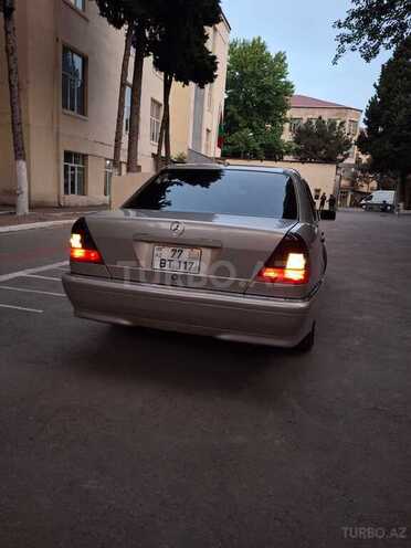Mercedes C 230-8