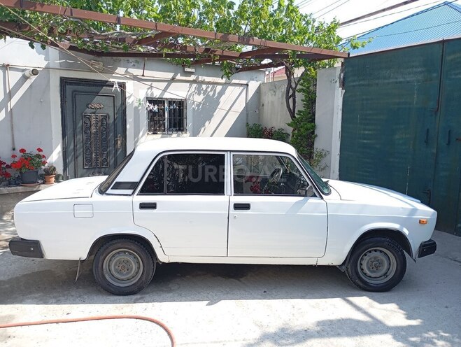 LADA (VAZ) 2107-8