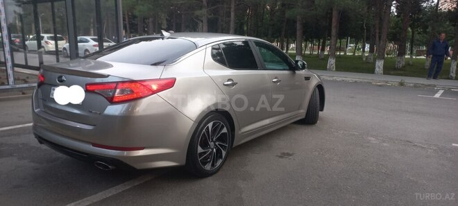 Kia Optima-5