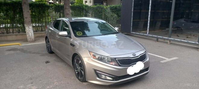 Kia Optima-4