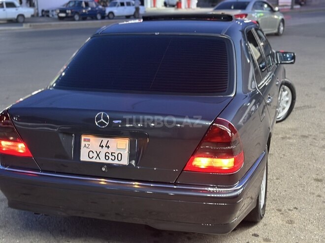 Mercedes C 230-3
