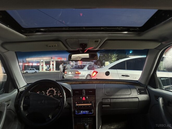 Mercedes C 230-8