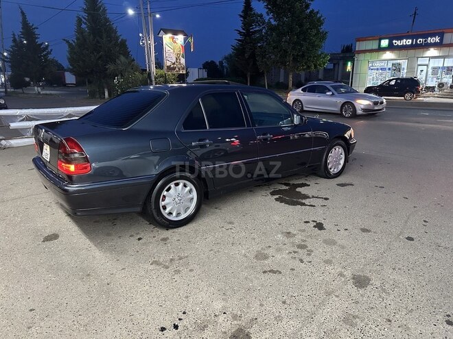 Mercedes C 230-18