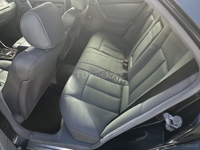 Mercedes C 230-6