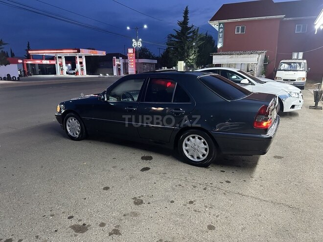 Mercedes C 230-21