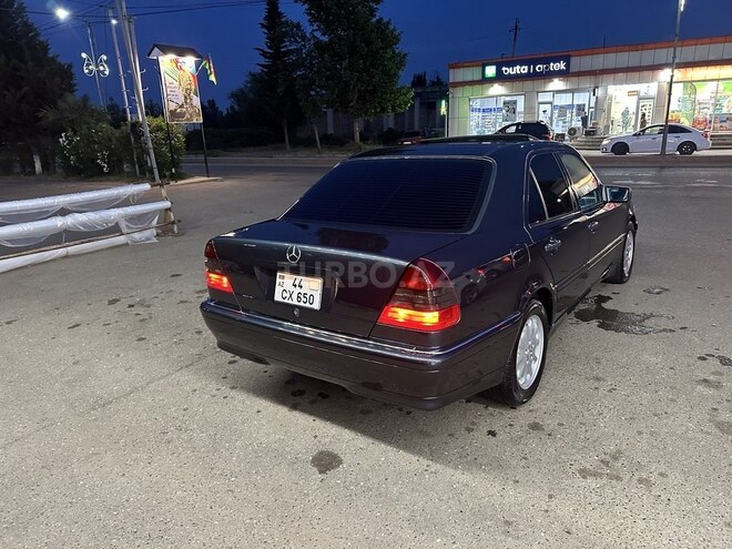 Mercedes C 230-17
