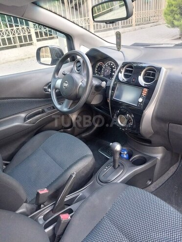 Nissan Note-15