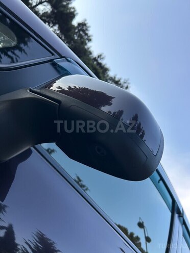 Nissan Note-21