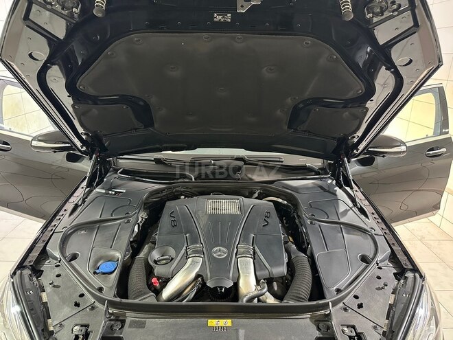 Mercedes S 500-13