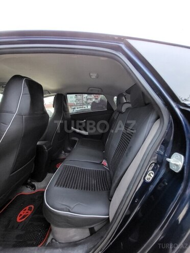 Toyota Prius-16