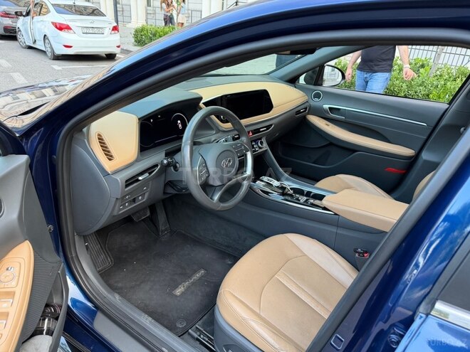 Hyundai Sonata-8