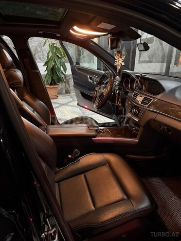 Mercedes E 350-12