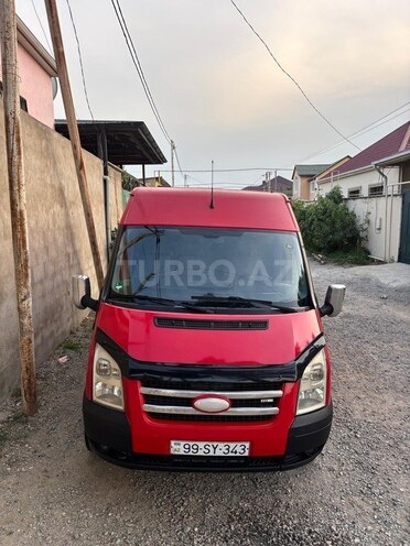 Ford Transit-4