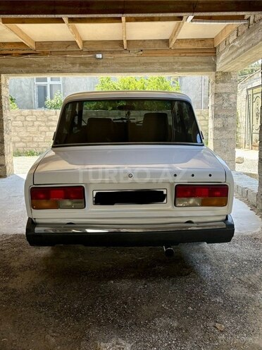 LADA (VAZ) 2107-2