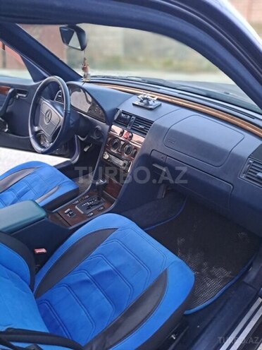 Mercedes C 180-4