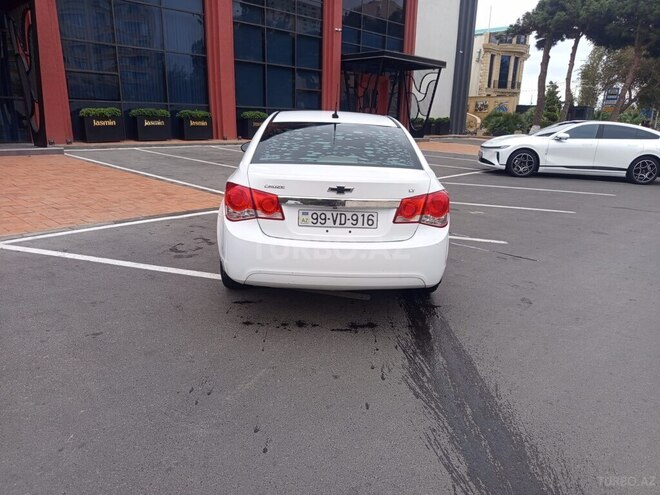 Chevrolet Cruze-2