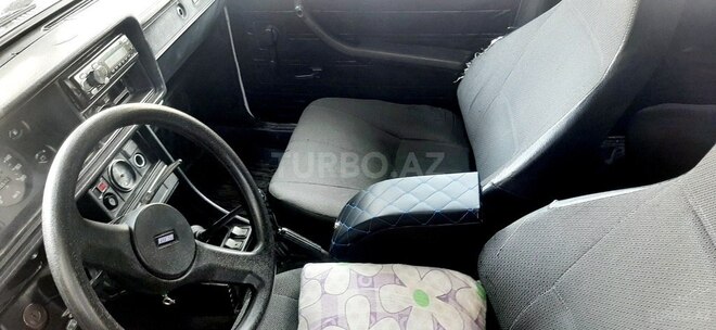 LADA (VAZ) 2107-4