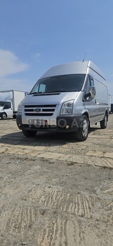 Ford Transit-4