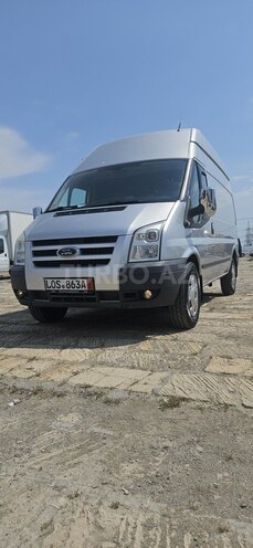Ford Transit-1