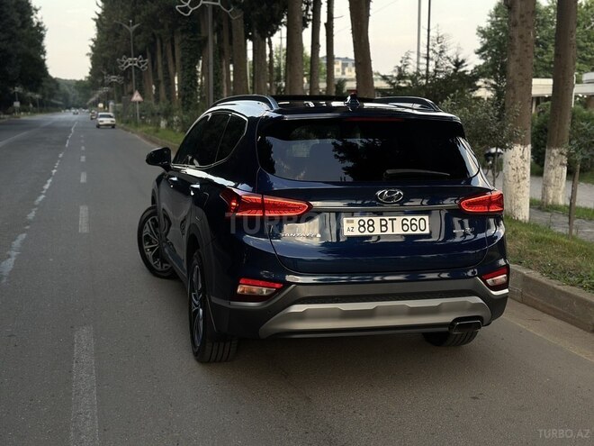 Hyundai Santa Fe-21