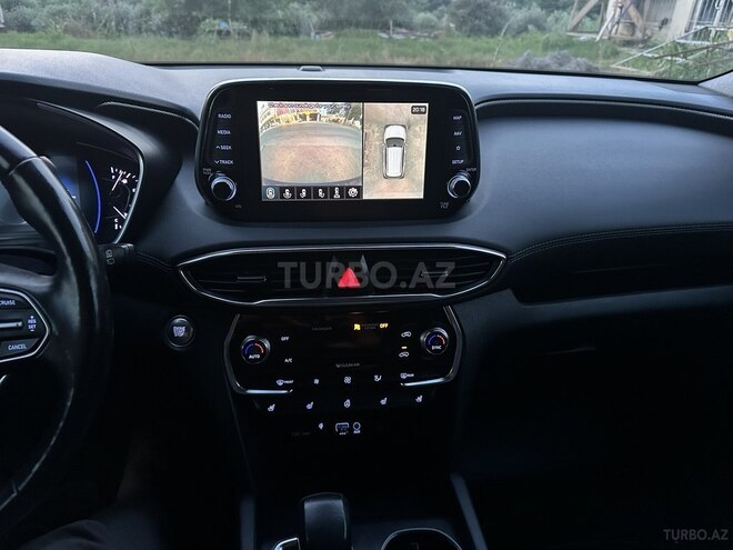 Hyundai Santa Fe-10
